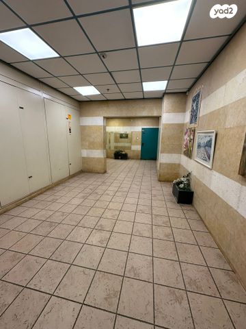 דירה, ארבע עונות 14, גני אביב, לוד