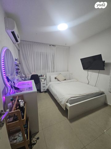 דירת גן, הכלניות, שדרות