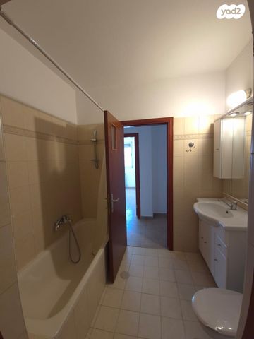 דירה, דרך חברון 89, תלפיות, ירושלים