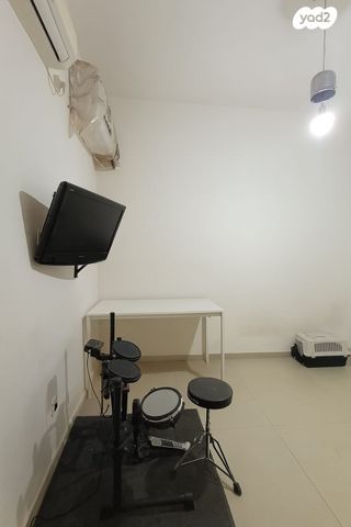 דירה, יעל הגיבורה 9, נגבה, רמת גן