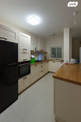 דירה, יעל הגיבורה 9, נגבה, רמת גן