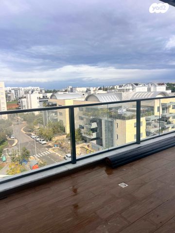 גג/ פנטהאוז, שמעון ויזנטל 18, הרצליה הירוקה, נווה עובד, הרצליה