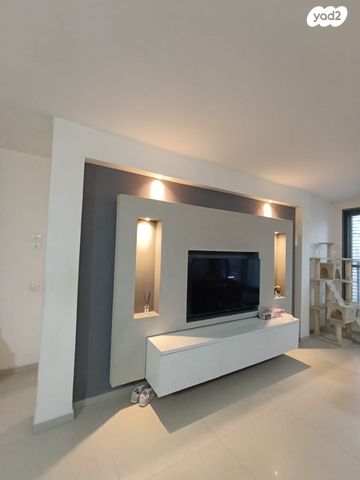 דירה, יעל הגיבורה 9, נגבה, רמת גן