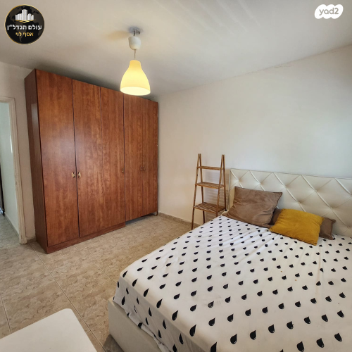 דירה, גיורא יוספטל, טירת כרמל