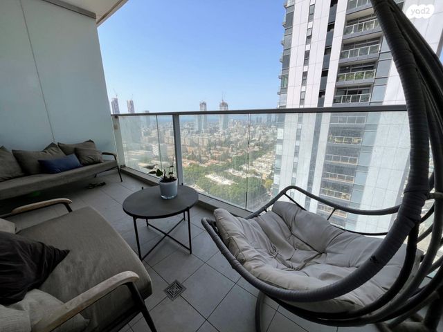 דירה, דרך מנחם בגין 144, מונטיפיורי, הרכבת, תל אביב יפו