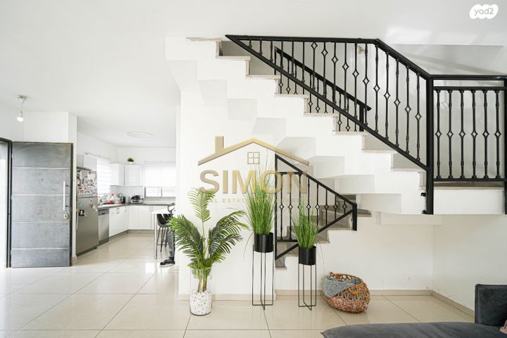 בית פרטי/ קוטג', חיים ארלוזורוב 30, נאות גנים, נתניה