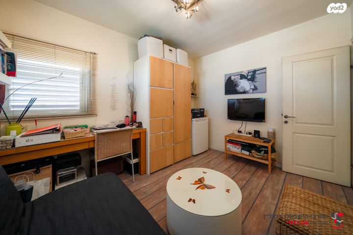 דירה, מעלות 3, חולון