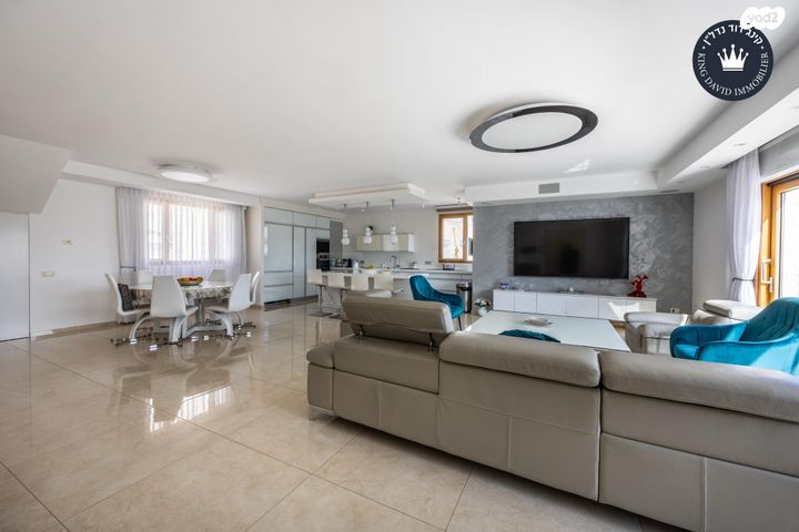 בית פרטי/ קוטג', גדעון האוזנר, הולילנד, ירושלים