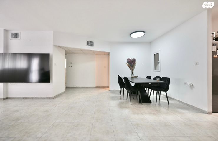 דירה, התזמורת, נאות אשלים, ראשון לציון