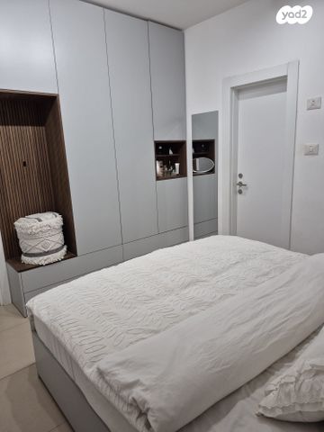 דירה, קטיף, נתיבות מערב, נתיבות