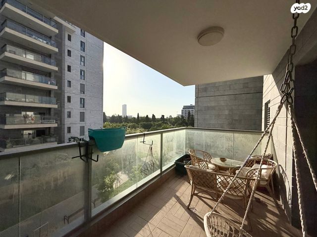 דירה, תוף מרים, גליל ים (מתחם הכוכבים), הרצליה