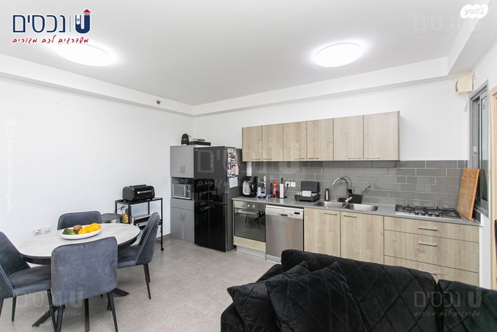 דירה, עוזי חיטמן 1, נאות אפק, אפקה, קרית ביאליק