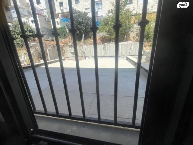 דירת גן, הרב יצחק אריאלי 9, האתרוג, ביתר עילית