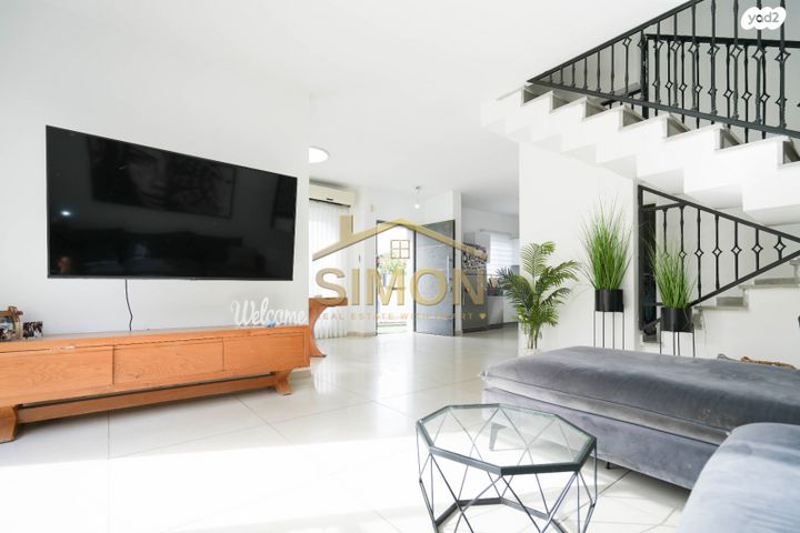 בית פרטי/ קוטג', חיים ארלוזורוב 30, נאות גנים, נתניה