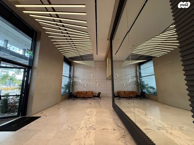 דירה, יצחק נבון, נאות אריאל שרון, קרית אונו