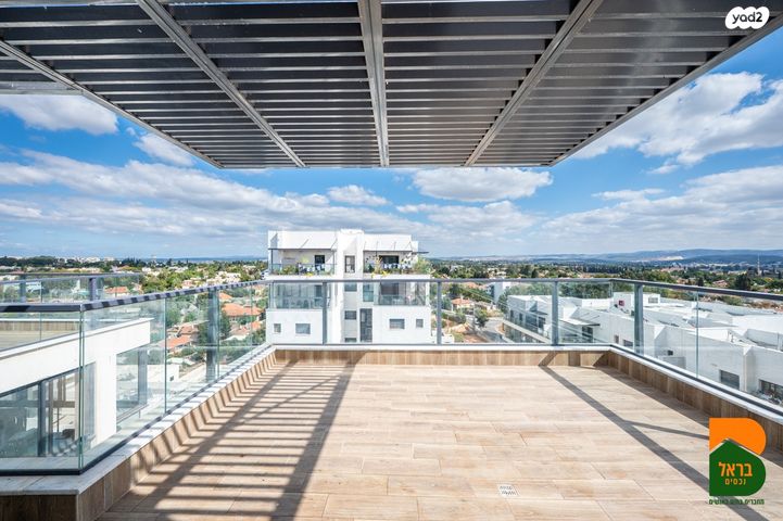 גג/ פנטהאוז, עמירם, פרדס חנה כרכור