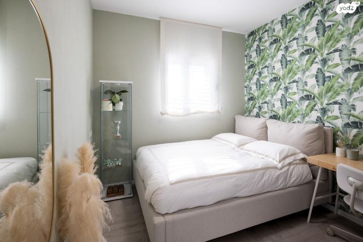 דירה, אורי אלמוג, קרית רבין, חולון