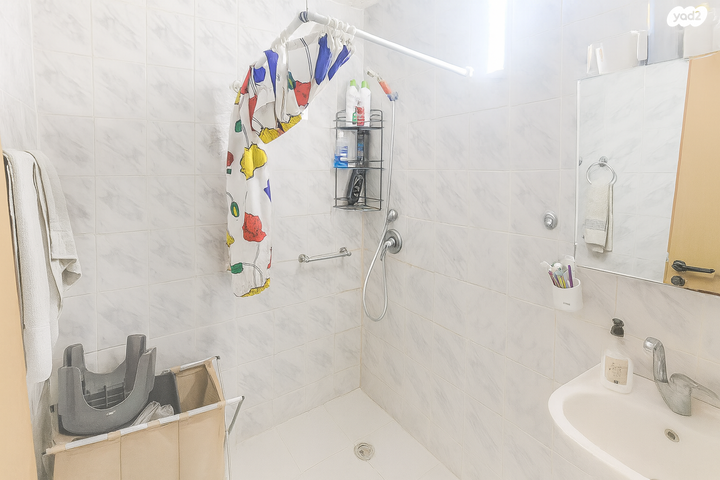 דירה, מבצע עובדה, שכונה ו', באר שבע