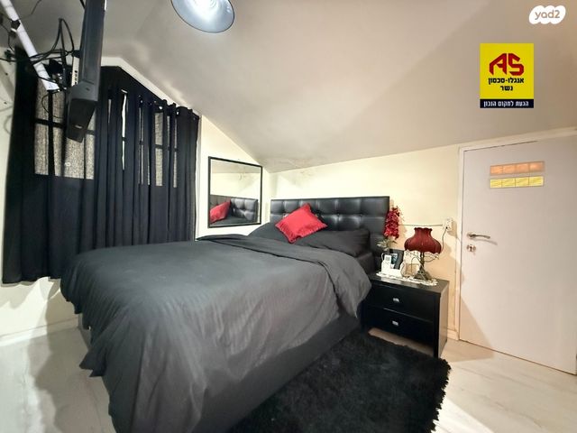 גג/ פנטהאוז, הנוריות, רמות יצחק, נשר