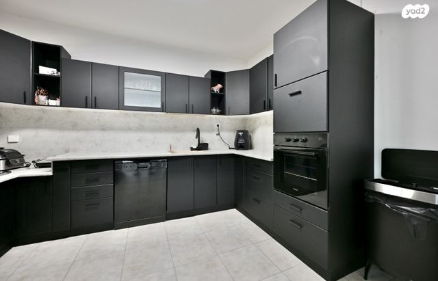 דירה, התזמורת, נאות אשלים, ראשון לציון