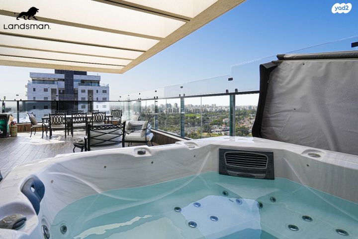 גג/ פנטהאוז, שולמית אלוני, נחלת יהודה, ראשון לציון