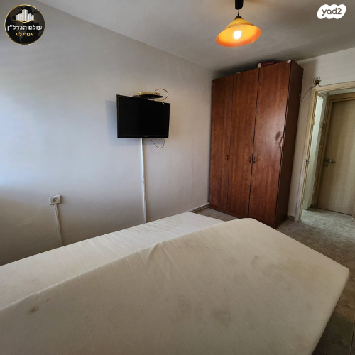 דירה, גיורא יוספטל, טירת כרמל