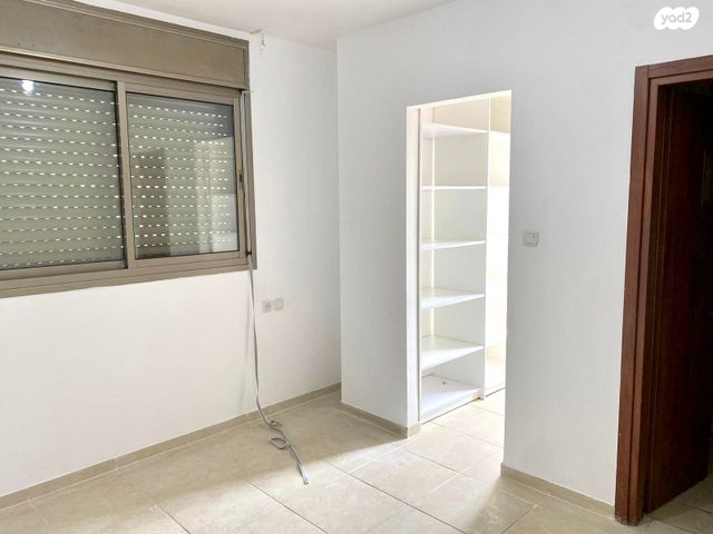 דירה, שמעון בן צבי, שטח 9, גבעתיים