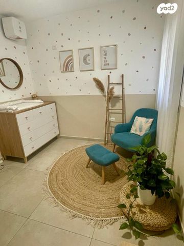 דירה, דרך זאב ז'בוטינסקי, שכונת בן גוריון, מרכז העיר ג', רמת גן