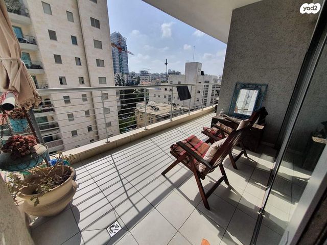 דירה, ארלוזורוב 58, שכונת חשמונאים, מרכז העיר א, רמת גן