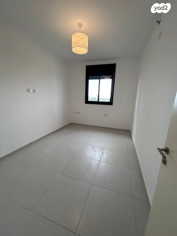 דירה, רועי קליין 7, קרית קריניצי, רמת גן