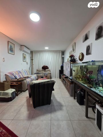 מרכז העיר, סביניה, הוותיקה