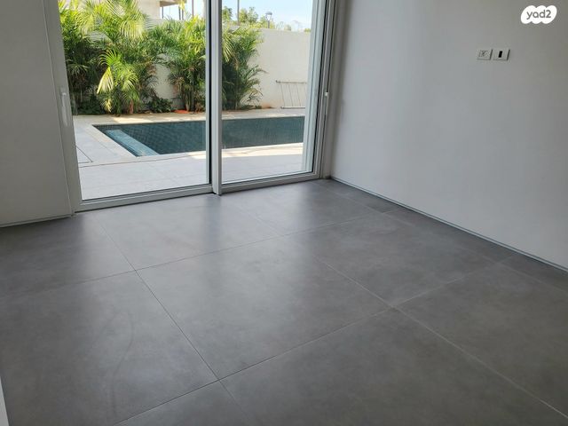 בית פרטי/ קוטג', הרקיע, הגולף, קיסריה