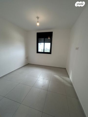 דירה, רועי קליין 7, קרית קריניצי, רמת גן