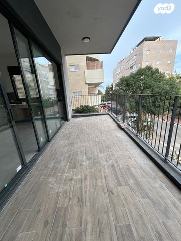 דירה, עליות, רמת גן