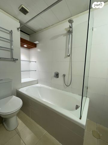 דירת גן, פרץ חיות 23, לב תל אביב, לב העיר צפון, תל אביב יפו