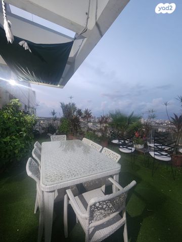 גג/ פנטהאוז, המגדל הלבן, שאר העיר, רמלה