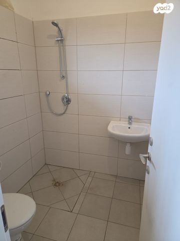 גג/ פנטהאוז, נחל דישון, רמת נבון . הר כרמי, כרמיאל