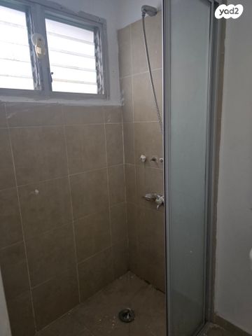 דירה, נווה יהושע, רמת גן