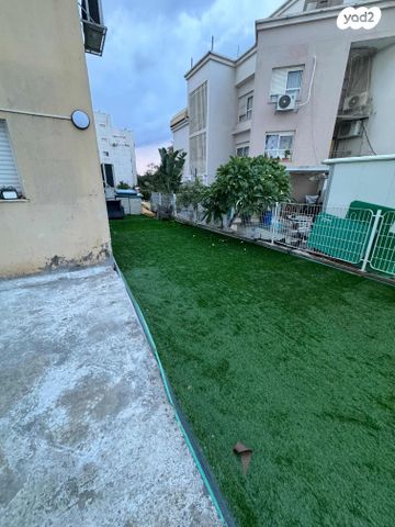 דירת גן, אבן עזרא, כוכב הצפון, אשקלון