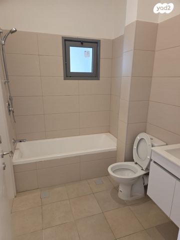 גג/ פנטהאוז, נחל דישון, רמת נבון . הר כרמי, כרמיאל