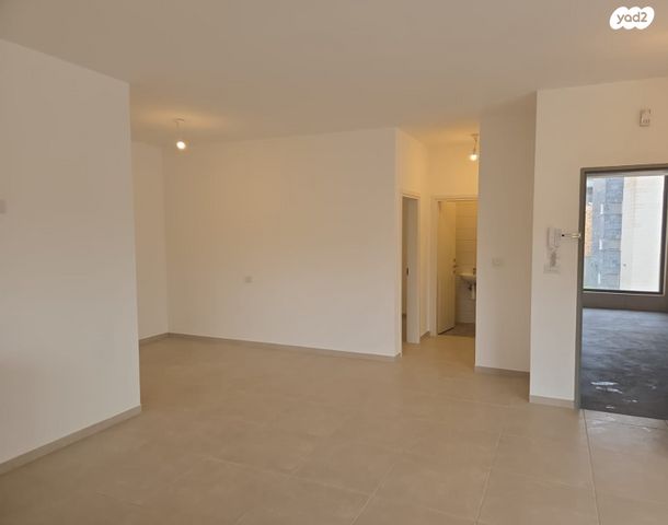 גג/ פנטהאוז, נחל דישון, רמת נבון . הר כרמי, כרמיאל