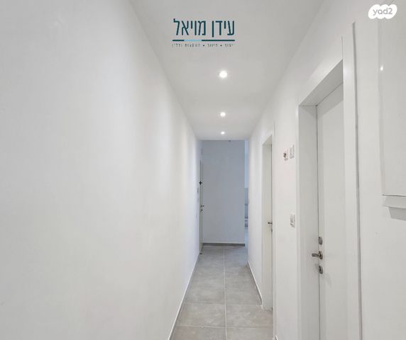 דירה, בת חפר