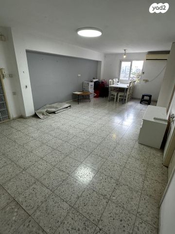 דירה, שדרות מאפו, אחוזה, חיפה