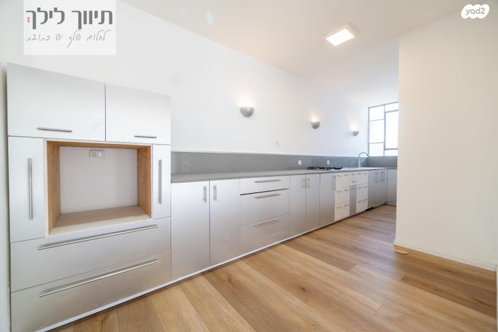 גג/ פנטהאוז, אלון, רמת השרון