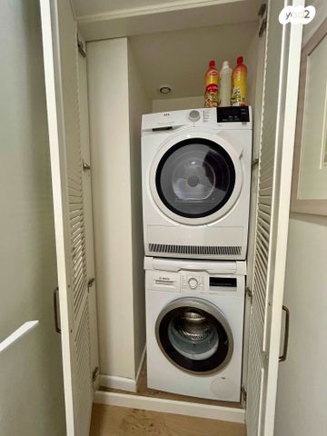 דירה, קניוק יורם, גני שרונה, קרית הממשלה, תל אביב יפו