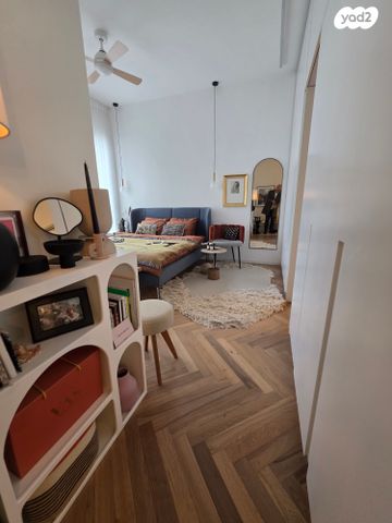 גג/ פנטהאוז, רזיאל, רמת חן, רמת גן