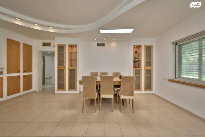 מרכז העיר, סביניה, הוותיקה