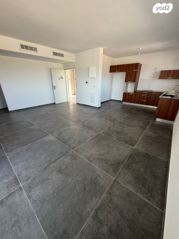 גבעת אלונים