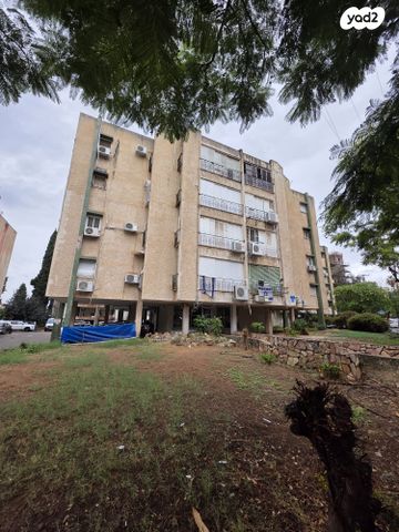 רביבים, גני ראשון