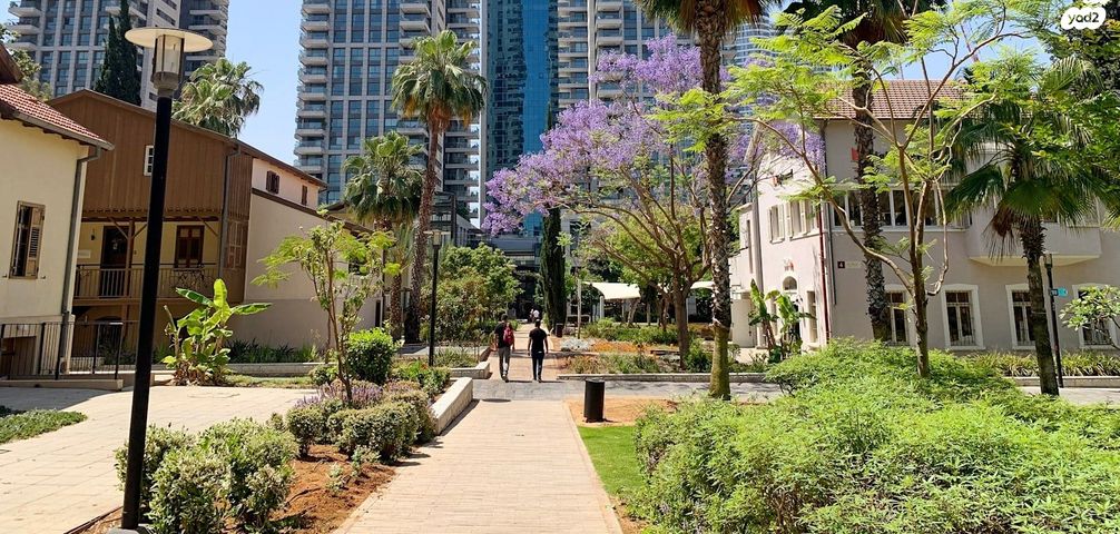 דירה, אלוף קלמן מגן, גני שרונה, קרית הממשלה, תל אביב יפו